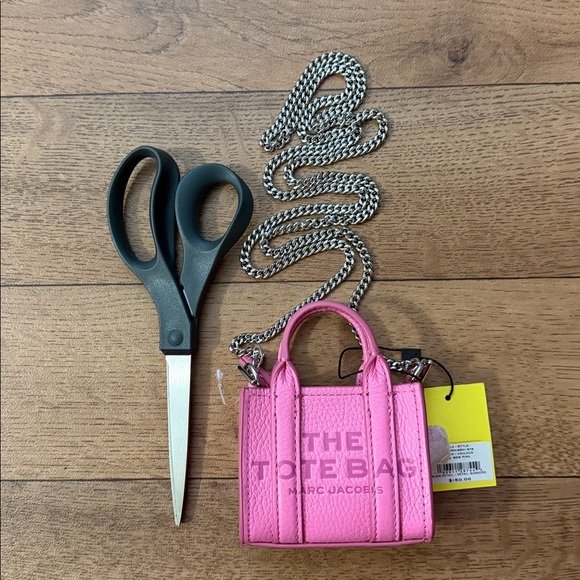 Marc Jacobs The Nano Tote Crossbody Bag In Bow Pink NWT Sold Out Viral Mini Luxe - Picture 10 of 16